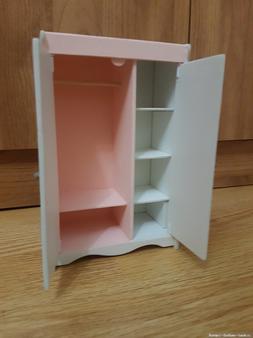 Розовый шкаф и кроватка — Мебель для кукол и домиков: фото (фото 5)