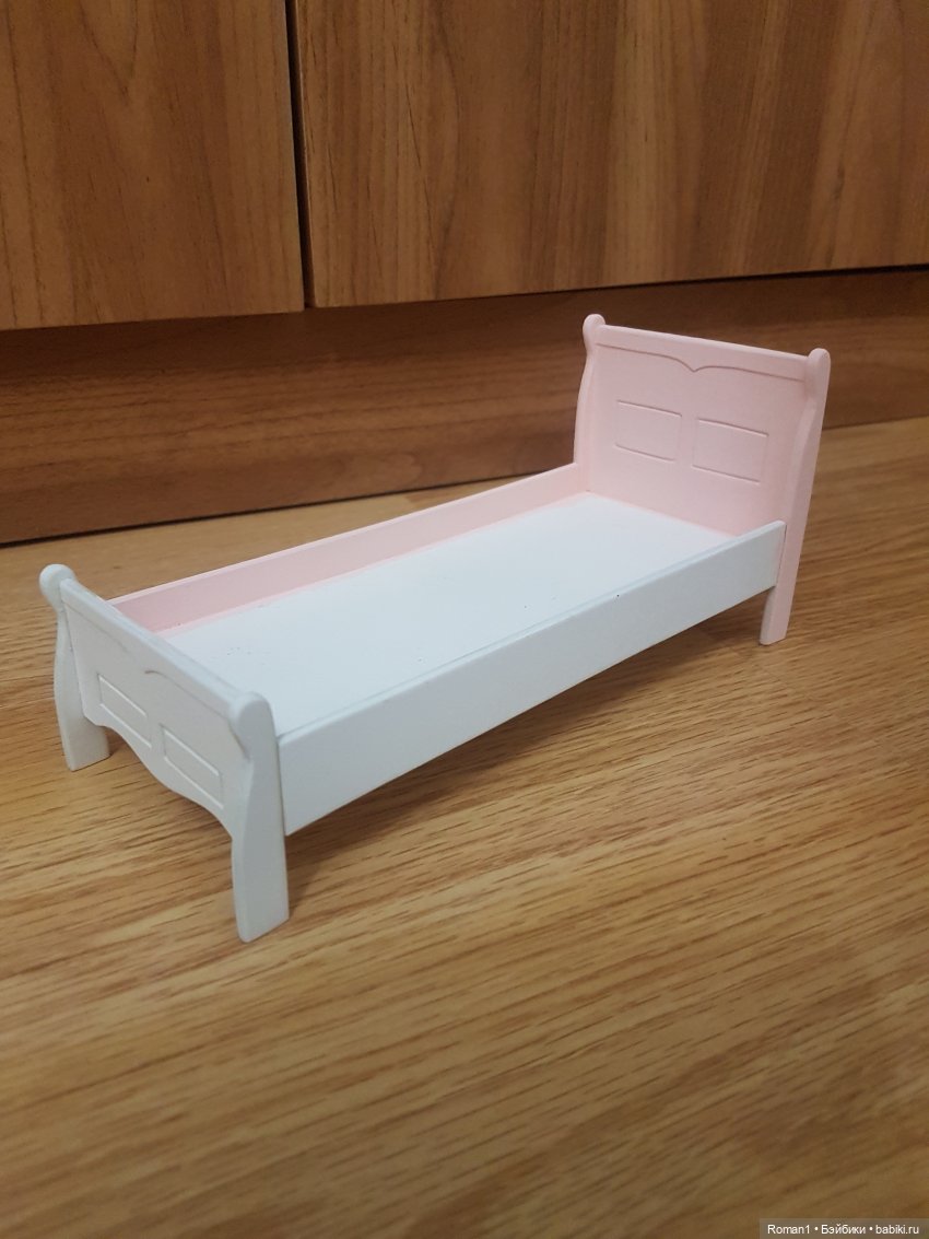 Розовый шкаф и кроватка — Мебель для кукол и домиков: фото (фото 8)