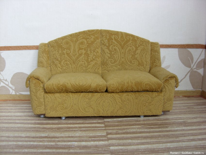Мягкий раскладной диван 1:12
