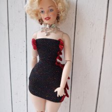 Пастушка Бо Пип История игрушек 4 и Мэрилин Монро? Да, это тонкая талия и крутые бедра