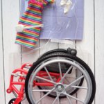 Аутфит колясочница Скиппер радужное платье