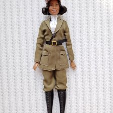 Полный аутфит Барби Бесси Колмен Barbie Bessie Coleman с подставкой