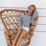 Одежда на Барби петит руруко твидовый свитер серый джемпер