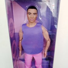 Барби колорблок Кен Лукс 17 азиат
