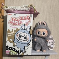 Labubu macaron sesame bean серенький