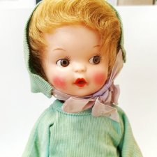 Goebele младшая сестра Евы Харты