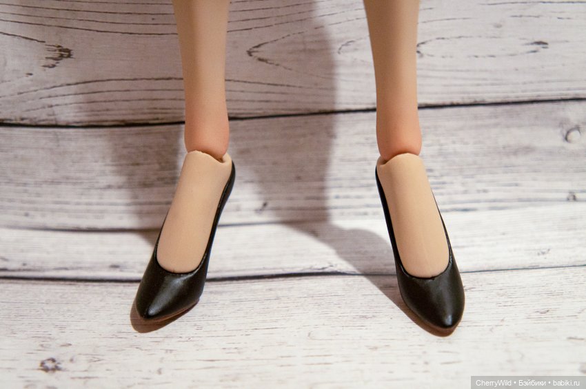 Замена каблучных ног TrueToys