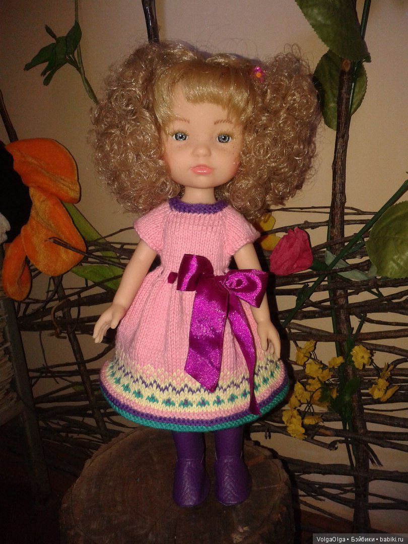 вязаное платье на испаночек типа Паола Рейна и Бержуанок.