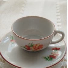 Фарфоровая чайная пара