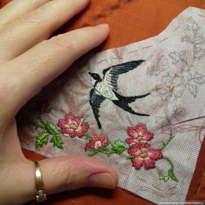 Процесс авторской ручной вышивки шёлком на шёлке Автор: Вовденко Оксана (Орландина)