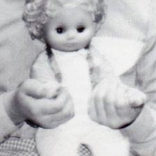 Помогите, пжалуйста, с опознанием куклы-немочки