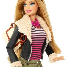 Любимая кукла дочурки