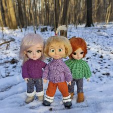 Малышата на прогулке