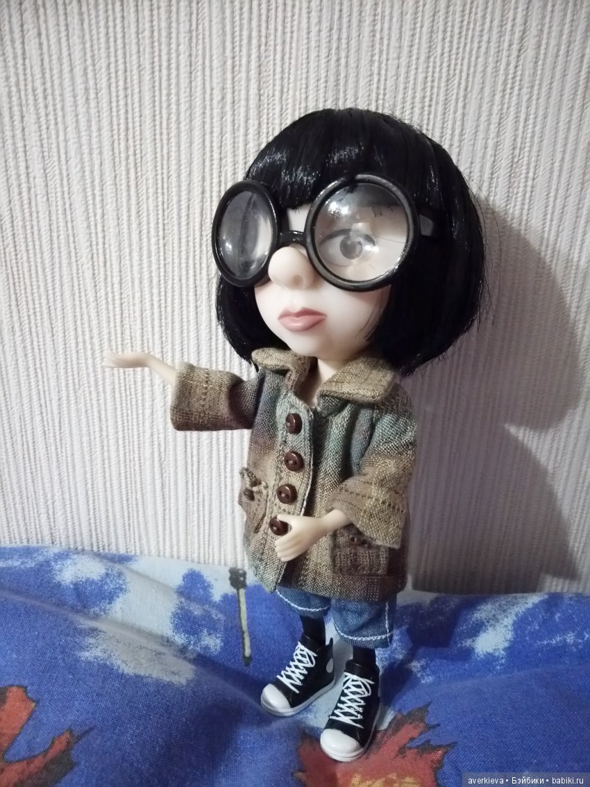 Мисс Харизма — Кукла Эдна Мод (Edna Mode): Суперсемейка (The Incredibles) (фото 4)