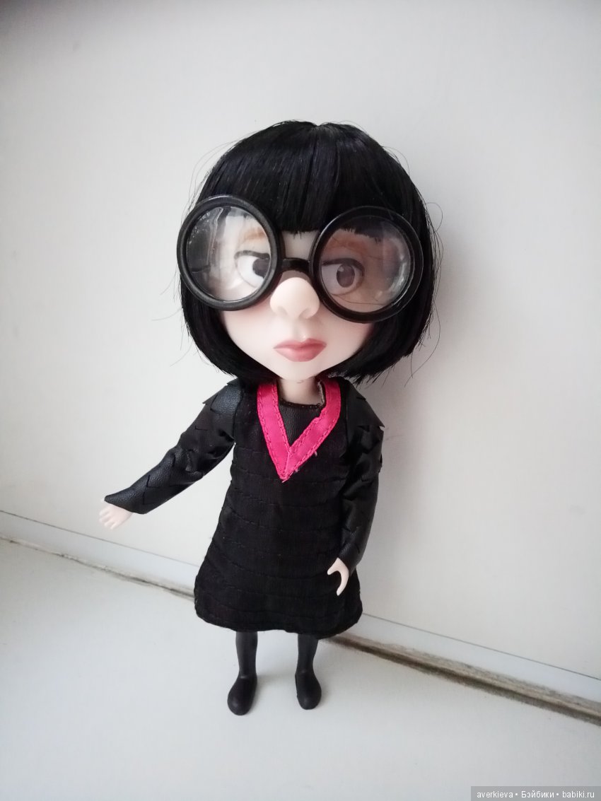 Мисс Харизма — Кукла Эдна Мод (Edna Mode): Суперсемейка (The Incredibles)