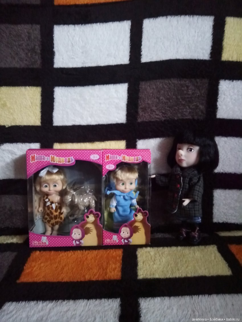 Мультяшки — Куклы Маша и Медведь (Simba): Маша в кармашке (фото 3)