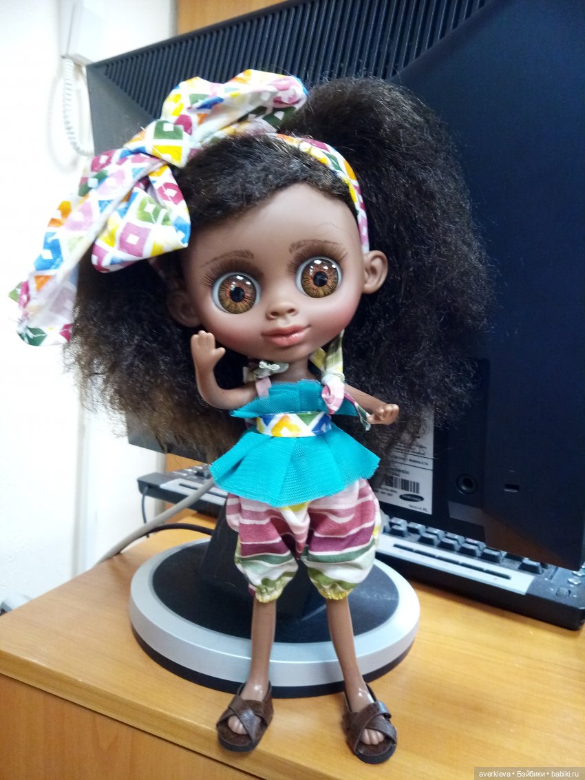 Новенькая Оливия.（Биггерс,маленький эльф)）