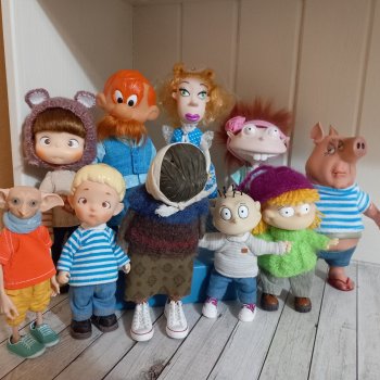 Нелёгкая это работа-сделать выбор...всех взять охота.