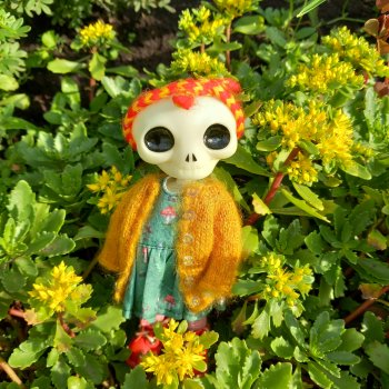 Попытка номер два. Что то из потустороннего. Мара.