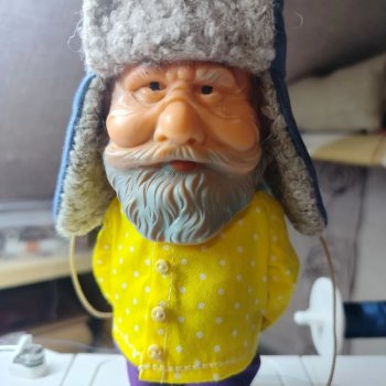 Мужичку всё к лицу.