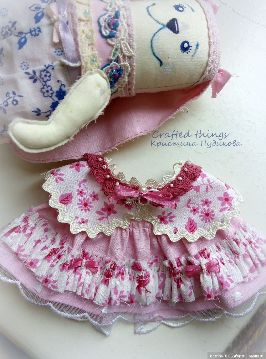 Зайка в розовом — Текстильные игрушки и примитивы: кофейные (фото 5)