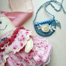 Зайка в розовом