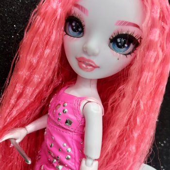 НеРадужки  : Мара