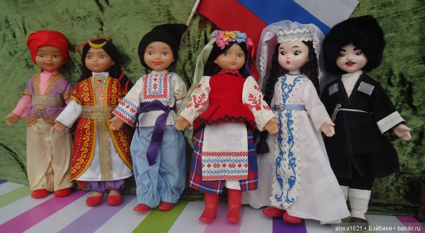 Россия всех объединяет - народов много ней живет