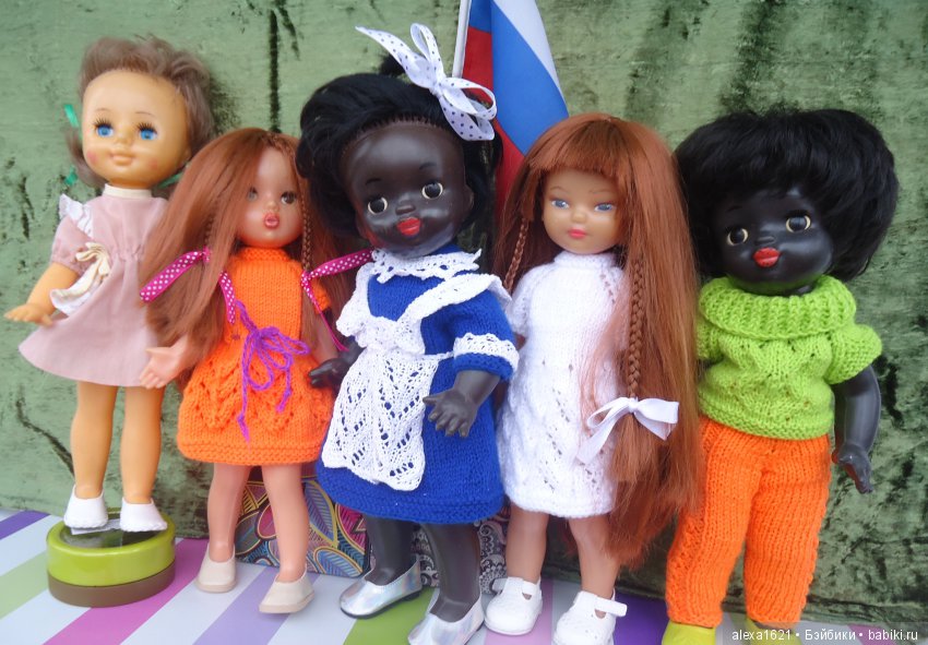 Россия всех объединяет - народов много ней живет