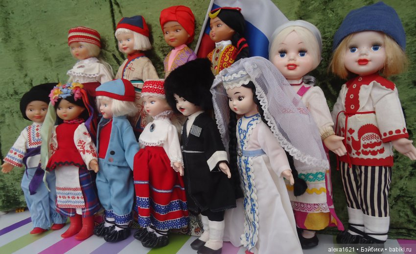 Россия всех объединяет - народов много ней живет