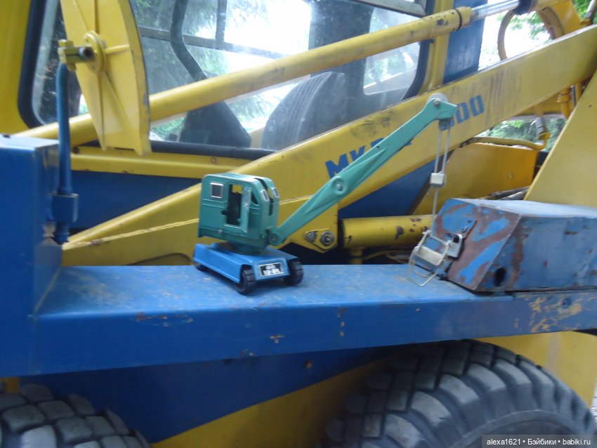 Не было печали...(экскаватор)