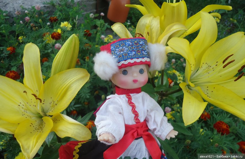 Глашенька, миниатюрная куколка