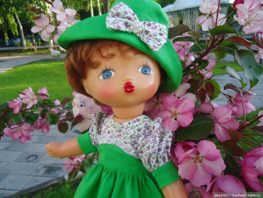 Грушенька наряжается — Советские винтажные куклы (СССР): Ленигрушка (фото 7)