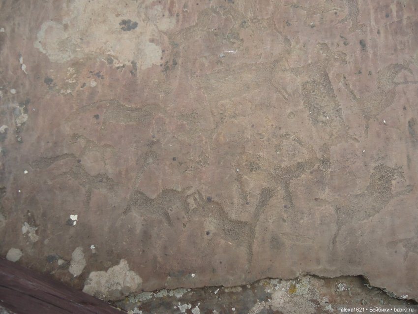 Росела Калбак-Таш Петроглифы