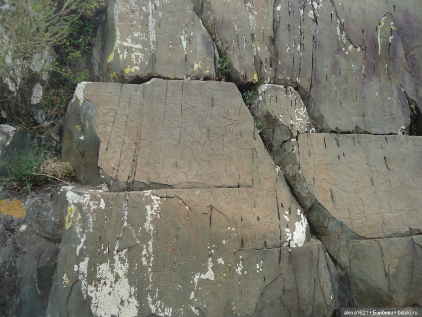 Росела Калбак-Таш Петроглифы