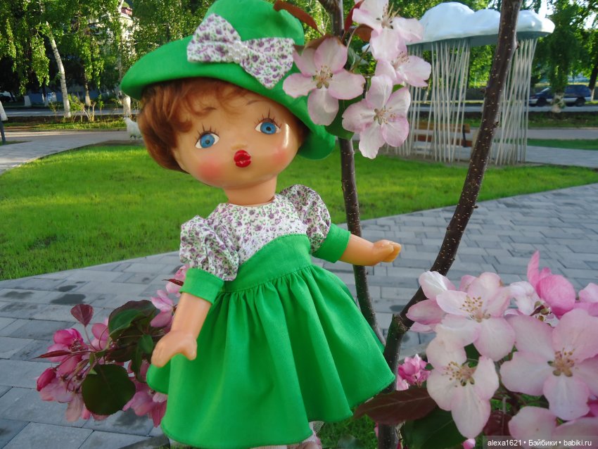 Грушенька наряжается — Советские винтажные куклы (СССР): Ленигрушка (фото 9)