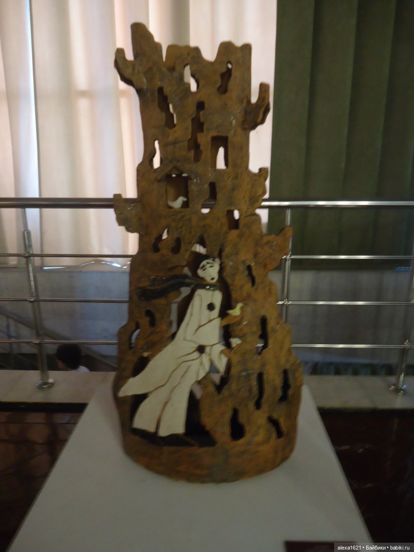 Вика в Томске - ярмарка, Инженерный дворик и Ботанический сад