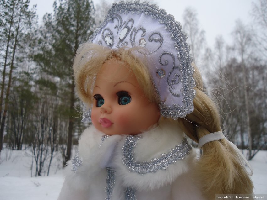 Снегурочка — Российские куклы Весна (фото 3)