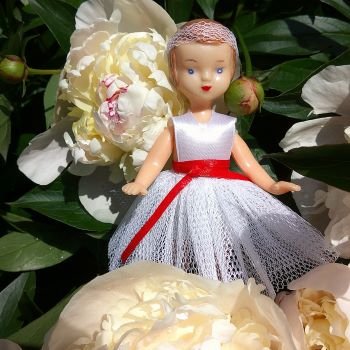 Дюймовочка