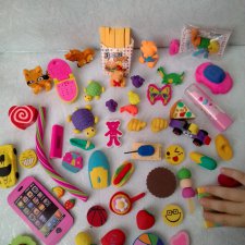 А  какая коллекция,кроме кукольной,живёт у вас дома?