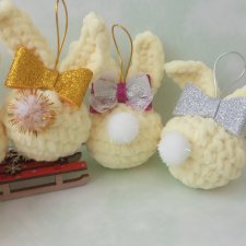 Зайцы! Хомяк не дремлет