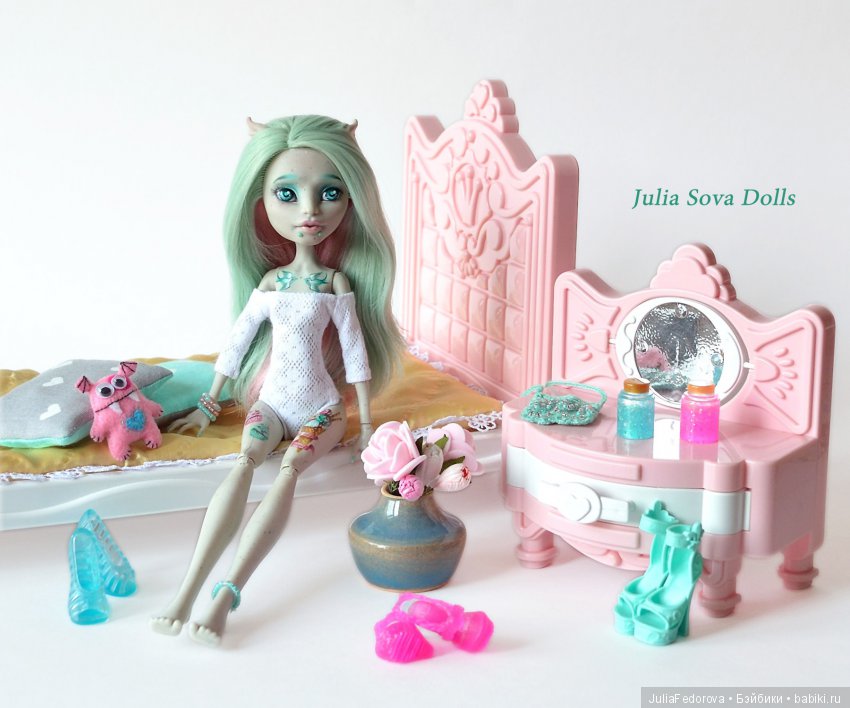 Комплект одежды для Лён Monster High Комплект одежды для Лён Monster High