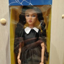 Венсдей Адамс