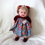 Мягконабивная кукла Rauber Карла в нарядном платье, 33 см