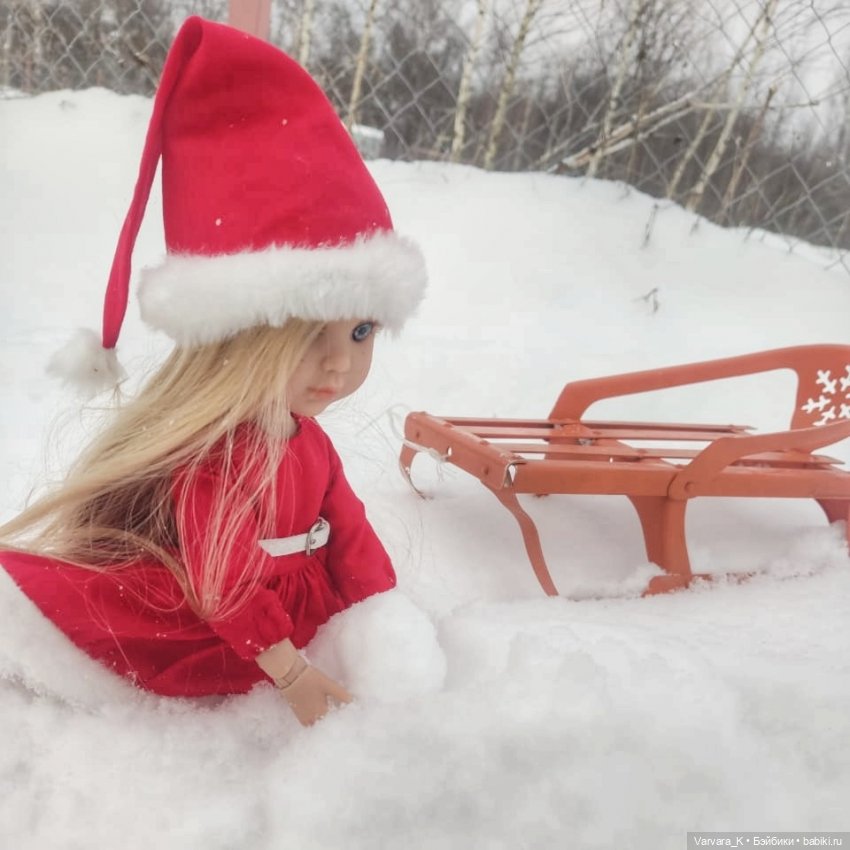 Зимние забавы Евы — Коллекции игровых кукол (Playline): фото полок (фото 7)