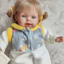 Carmen Gonzalez NILO, мягконабивная кукла НИЛО в комбинезоне, 48 см