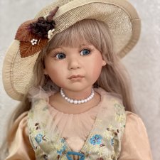 Меган то автора Emmi Chen