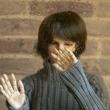 Когда на улице дождь - фото с сигаретой