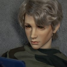 Арсен нарисовался