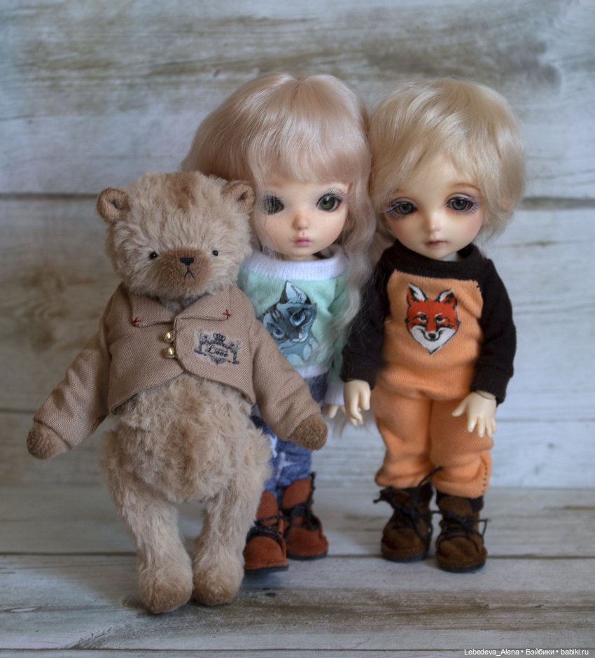 У кого школа, у кого подарки (фото 3)